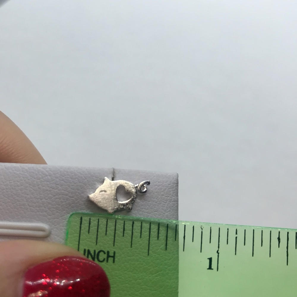 Sterling Silver 925 Stud Earrings - Picture 3 of 3